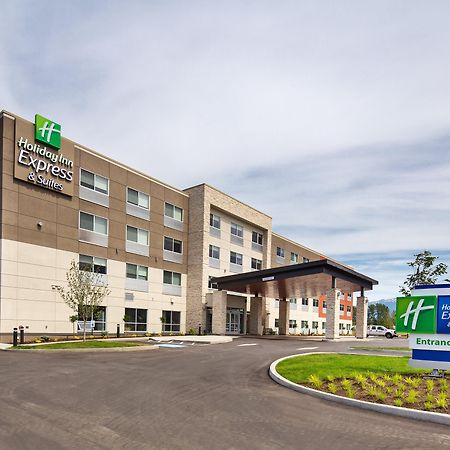 Holiday Inn Express & Suites Terrace By Ihg Ngoại thất bức ảnh